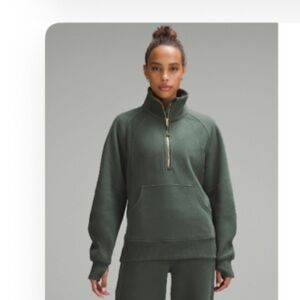 lululemon Scuba half zip long in size M/L Sweatshirt